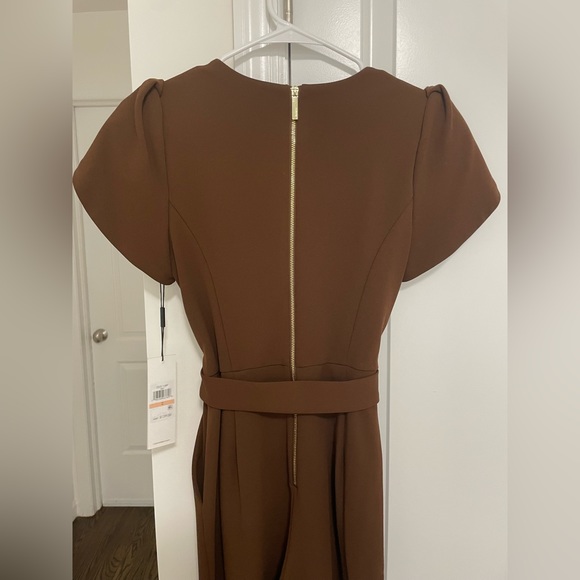 Calvin Klein Tulip Short Sleeve Jumpsuit - Picture 3 of 5